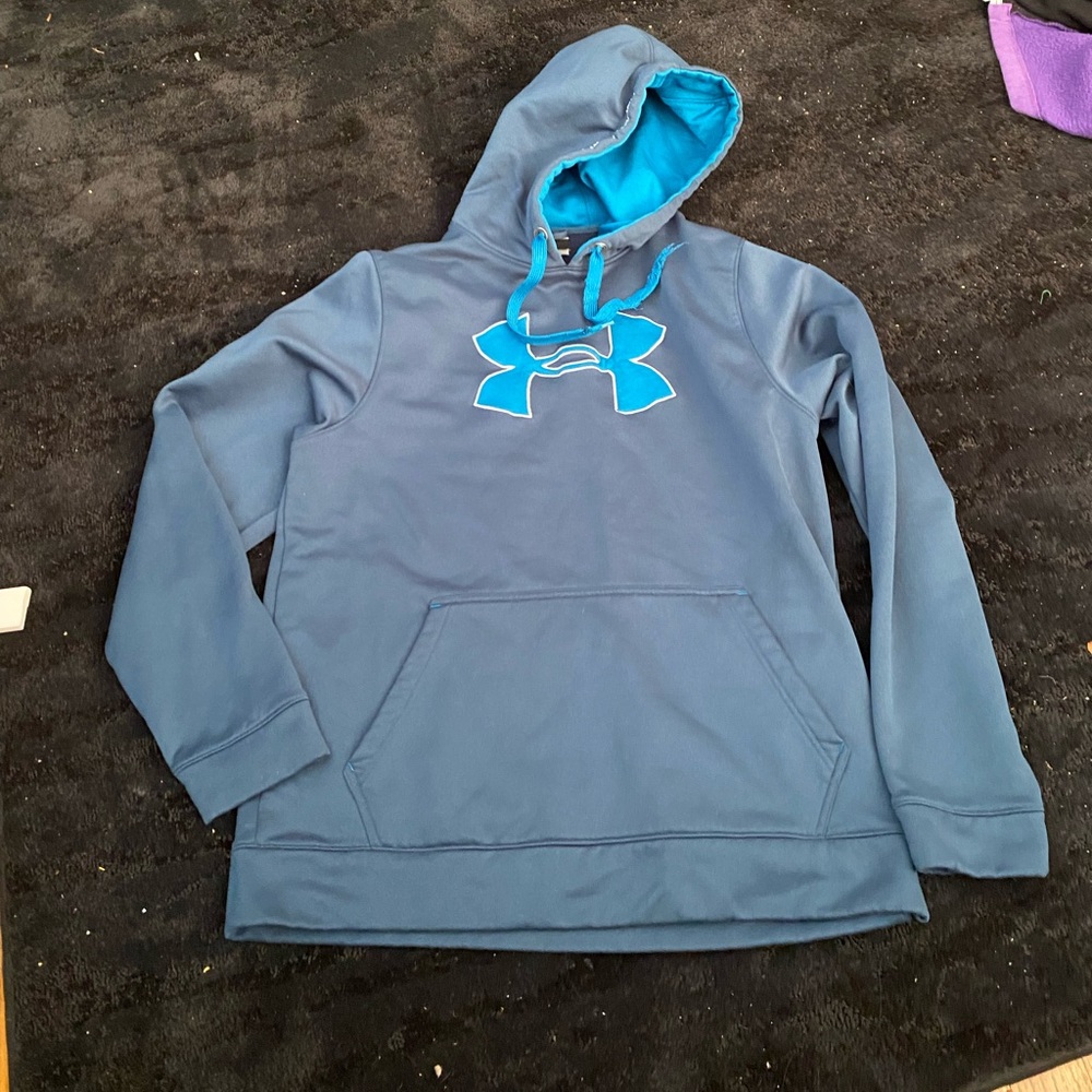 Under armor sweatshirt